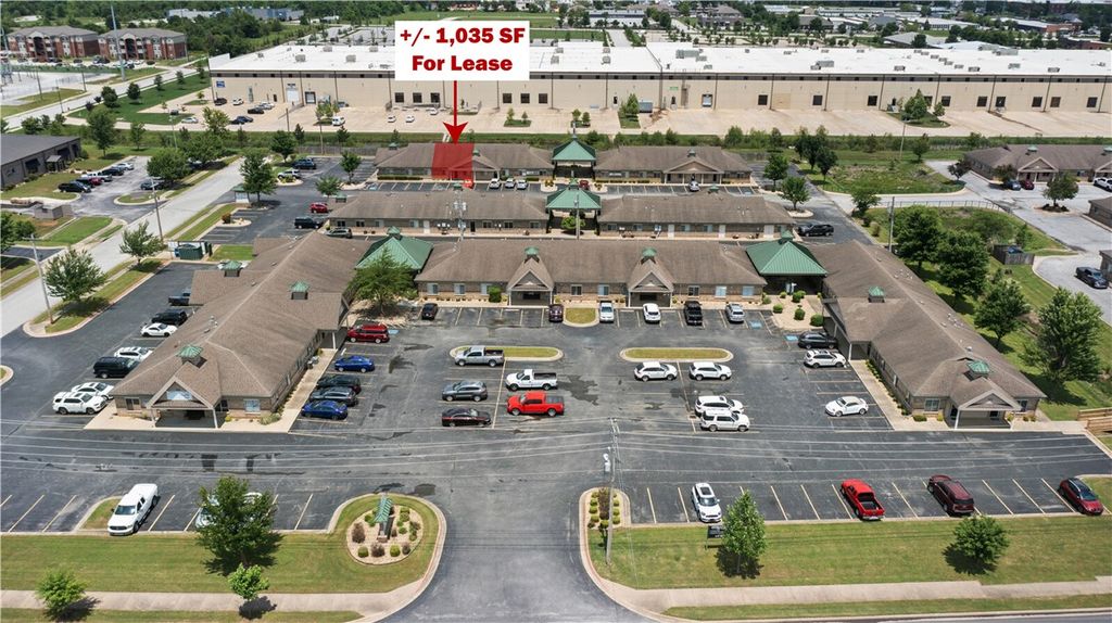 2701 SE G Street Suite 5, Bentonville, AR 72712