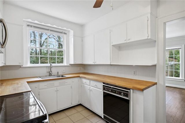 2878 N Hills NE Drive, Atlanta, GA 30305