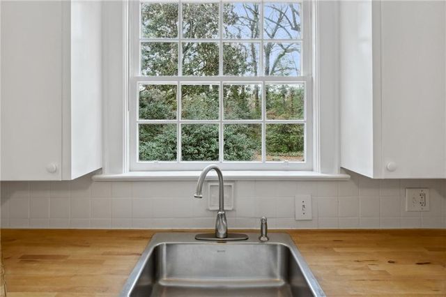 2878 N Hills NE Drive, Atlanta, GA 30305