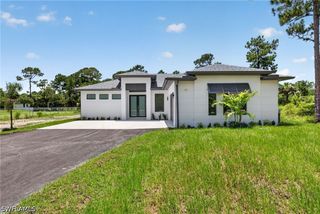 1867 Everglades BLVD N, Naples, FL 34120