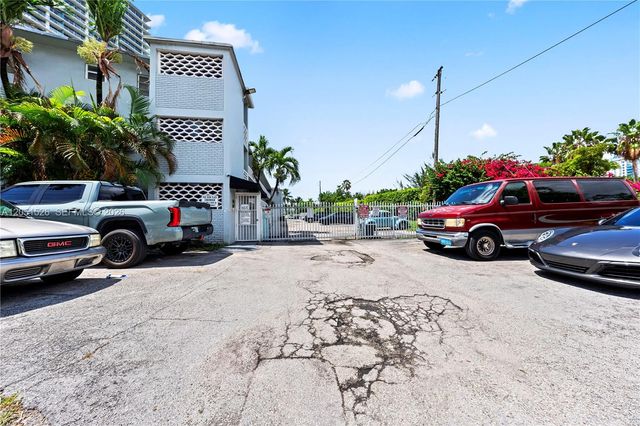 1610 NW N River Dr 201, Miami, FL 33125