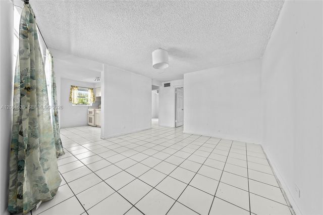 1610 NW N River Dr 201, Miami, FL 33125