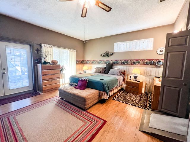 304 SE 2nd Street, Knox City, TX 79529