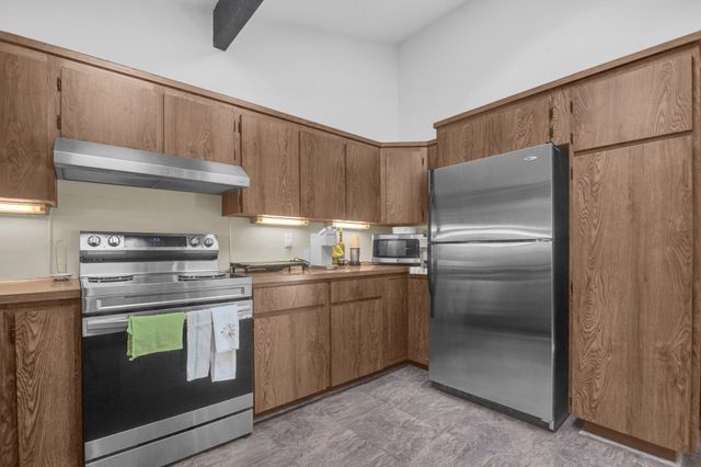80 Winter St, Ashland, MA 01721