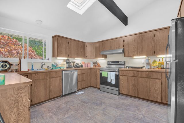 80 Winter St, Ashland, MA 01721