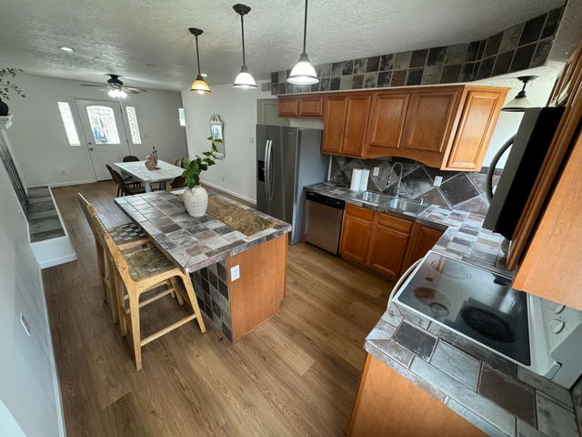 11609 Palm Springs Avenue NE, Albuquerque, NM 87111