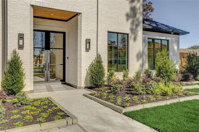 7908 Westwood Drive, Houston, TX 77055