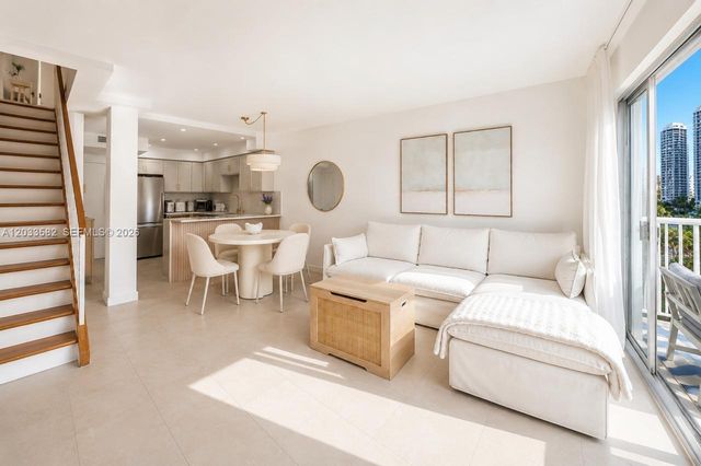 17800 Atlantic Boulevard PH3, Sunny Isles Beach, FL 33160