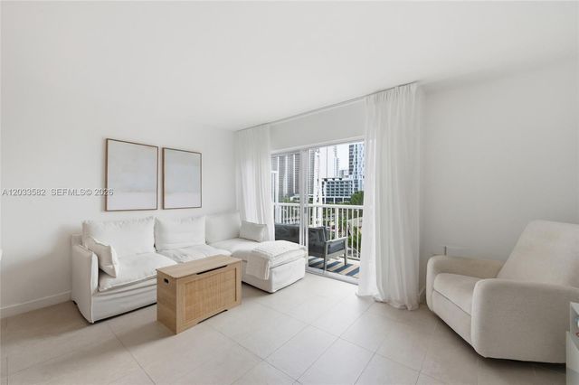 17800 Atlantic Boulevard PH3, Sunny Isles Beach, FL 33160