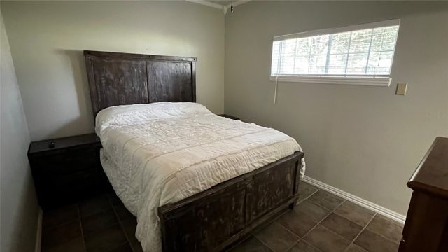 106 White Oak Drive, Mabank, TX 75156