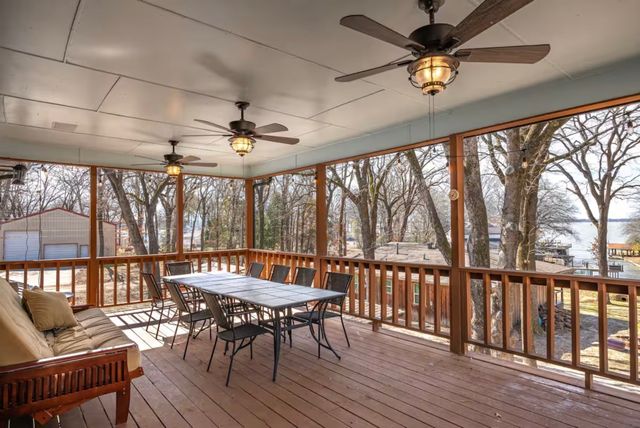 106 White Oak Drive, Mabank, TX 75156