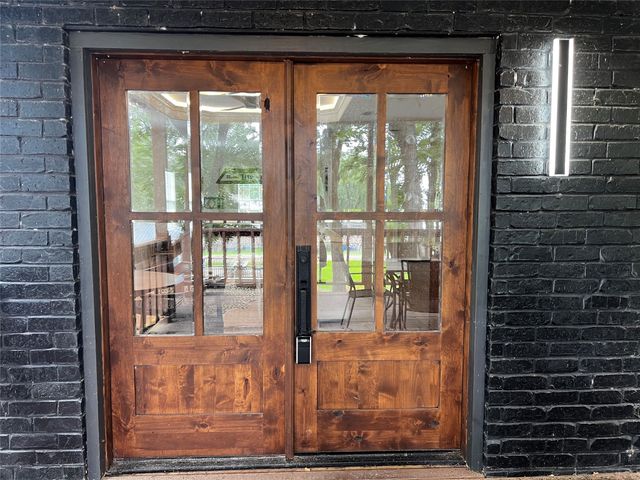 106 White Oak Drive, Mabank, TX 75156