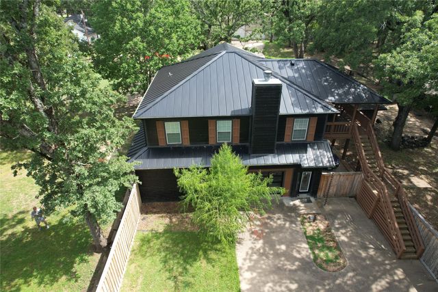 106 White Oak Drive, Mabank, TX 75156