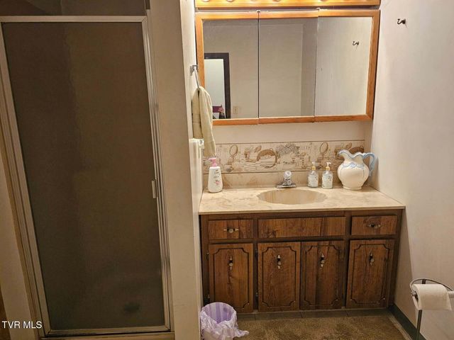 175 Fincastle Heights Road, Jonesville, VA 24263