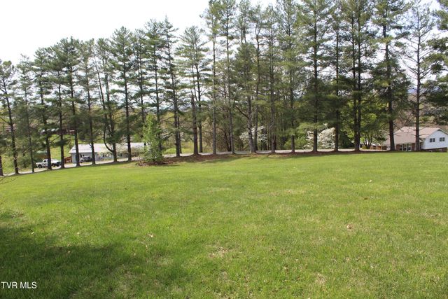 175 Fincastle Heights Road, Jonesville, VA 24263