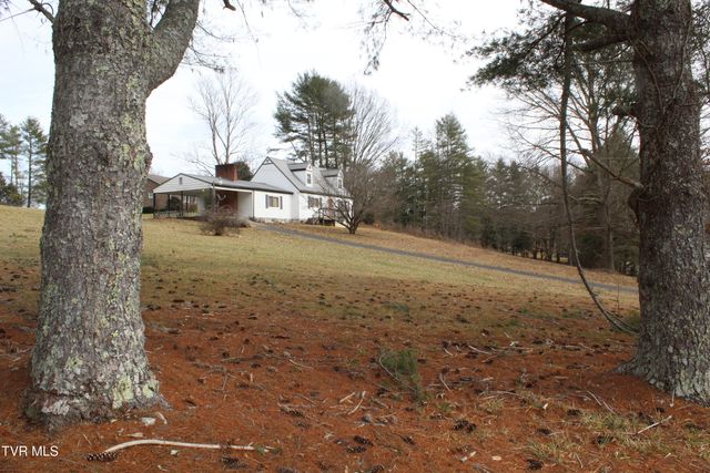 175 Fincastle Heights Road, Jonesville, VA 24263