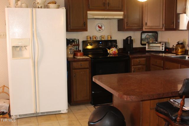 175 Fincastle Heights Road, Jonesville, VA 24263