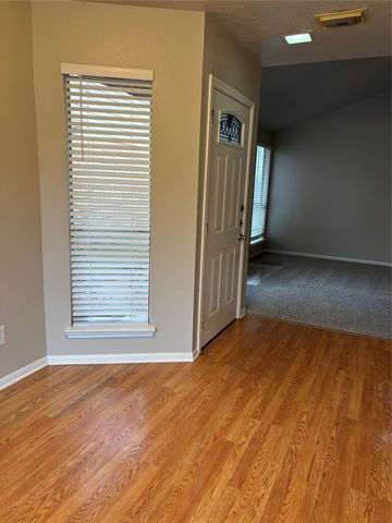 7806 Gatehouse Drive, Houston, TX 77040