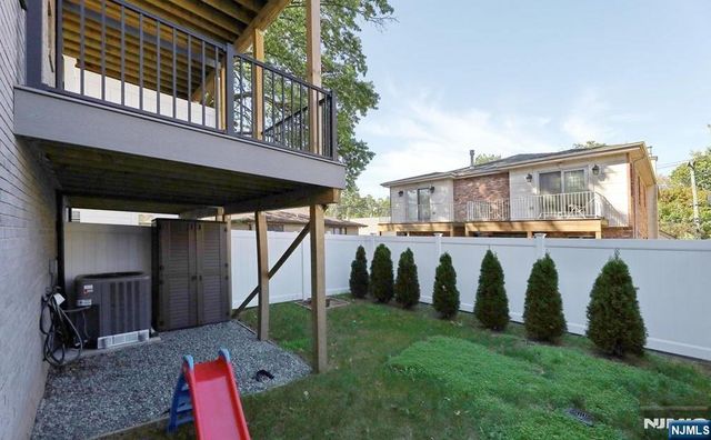 309 7th 1, Palisades Park, NJ 07650
