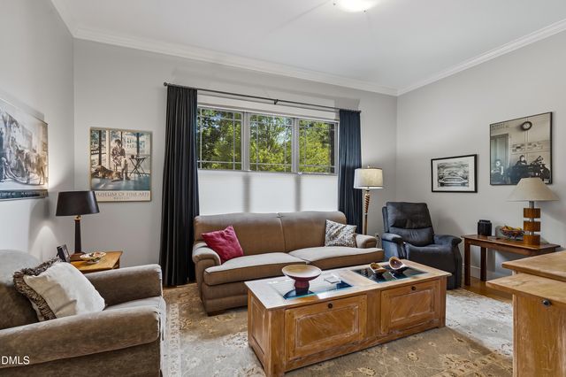 10004 Sandcreek Court, Chapel Hill, NC 27517