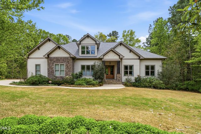 10004 Sandcreek Court, Chapel Hill, NC 27517