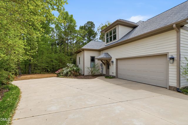 10004 Sandcreek Court, Chapel Hill, NC 27517
