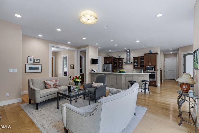 10004 Sandcreek Court, Chapel Hill, NC 27517