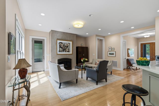 10004 Sandcreek Court, Chapel Hill, NC 27517