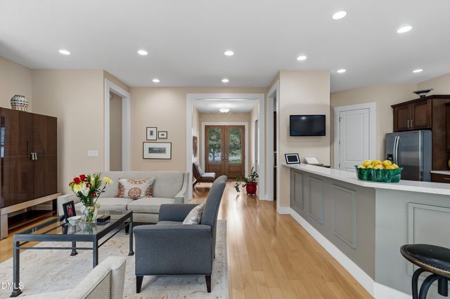 10004 Sandcreek Court, Chapel Hill, NC 27517