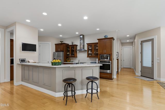 10004 Sandcreek Court, Chapel Hill, NC 27517