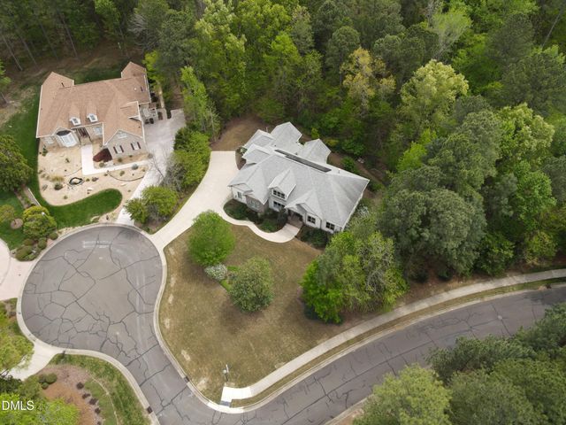 10004 Sandcreek Court, Chapel Hill, NC 27517