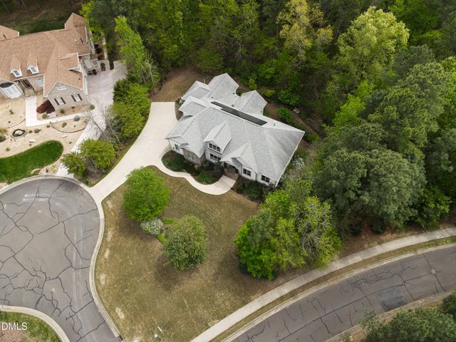 10004 Sandcreek Court, Chapel Hill, NC 27517