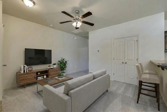 909 SW 92nd Street, Oklahoma City, OK 73139