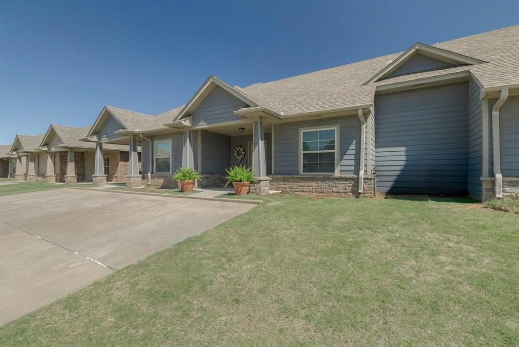 909 SW 92nd Street, Oklahoma City, OK 73139