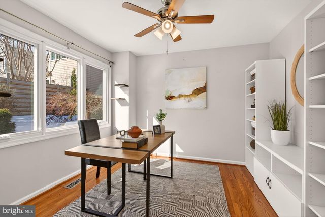 2924 ELMESMEADE CT, Oakton, VA 22124