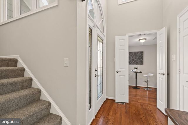 2924 ELMESMEADE CT, Oakton, VA 22124