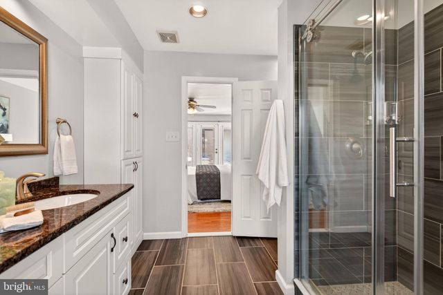 2924 ELMESMEADE CT, Oakton, VA 22124