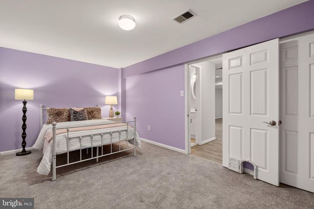 2924 ELMESMEADE CT, Oakton, VA 22124