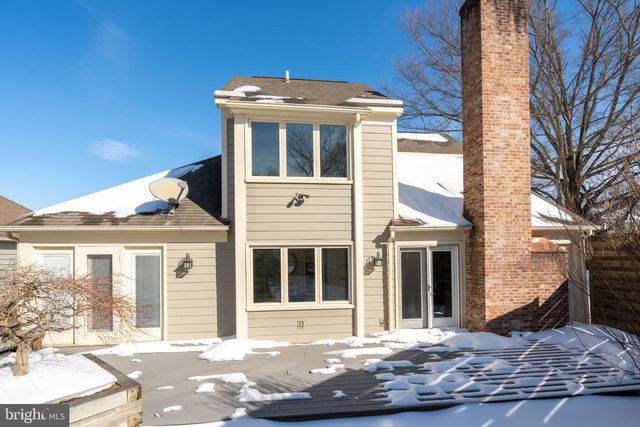 2924 ELMESMEADE CT, Oakton, VA 22124