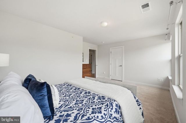 2269 RIVER BIRCH RD, Dumfries, VA 22026