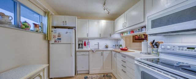 2728 N Garden Dr Drive N 413, Lake Worth, FL 33461