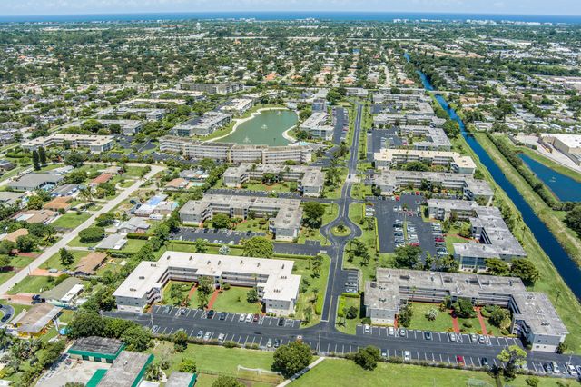 2728 N Garden Dr Drive N 413, Lake Worth, FL 33461