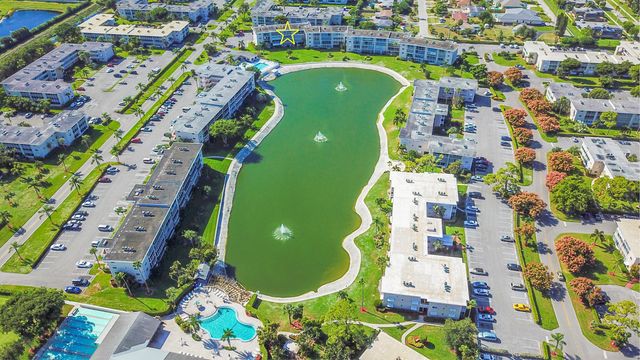 2728 N Garden Dr Drive N 413, Lake Worth, FL 33461