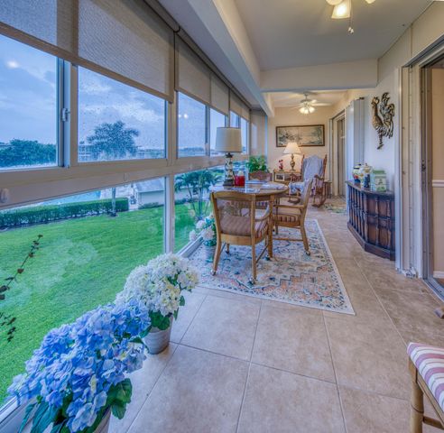 2728 N Garden Dr Drive N 413, Lake Worth, FL 33461