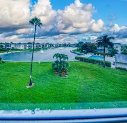 2728 N Garden Dr Drive N 413, Lake Worth, FL 33461