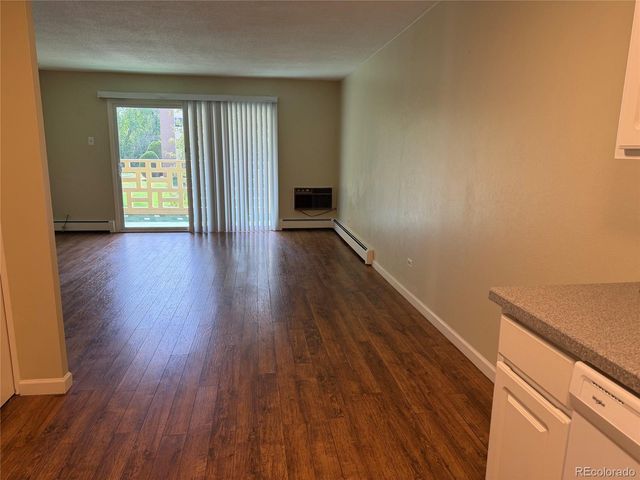605 S Alton Way 12B, Denver, CO 80247