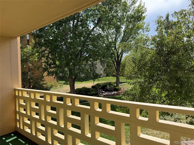 605 S Alton Way 12B, Denver, CO 80247