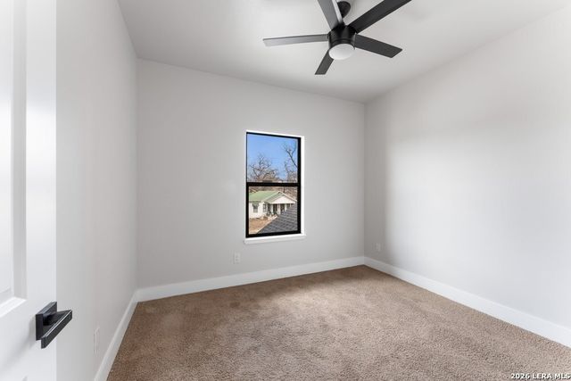 302 Bank, San Antonio, TX 78204