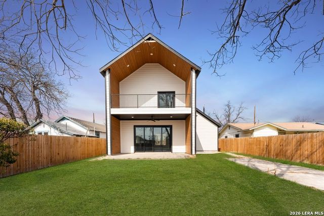 302 Bank, San Antonio, TX 78204