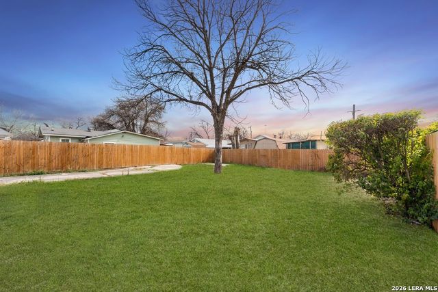 302 Bank, San Antonio, TX 78204